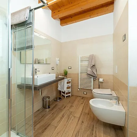 Casa Rossa - Regarda Travel Prázdninový dům Bardolino