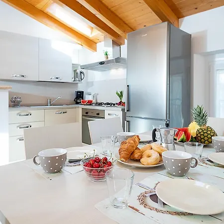 Prázdninový dům Casa Rossa - Regarda Travel Bardolino