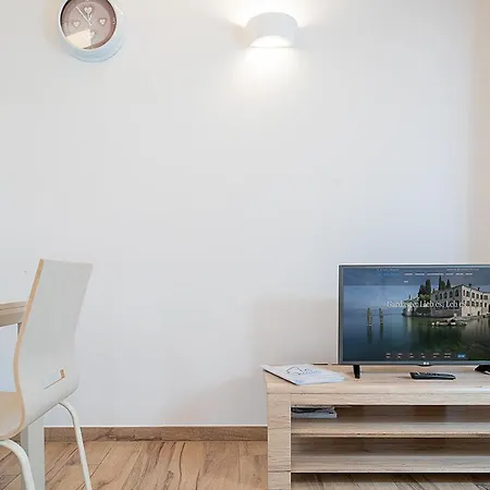 Casa Rossa - Regarda Travel *