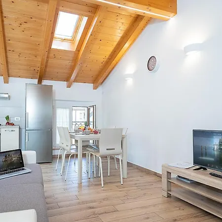 Prázdninový dům Casa Rossa - Regarda Travel Bardolino