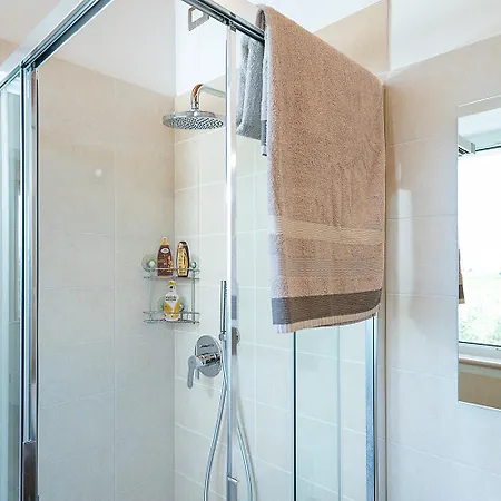 Casa Rossa - Regarda Travel Bardolino